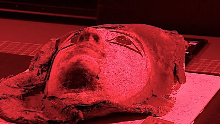 mummy face