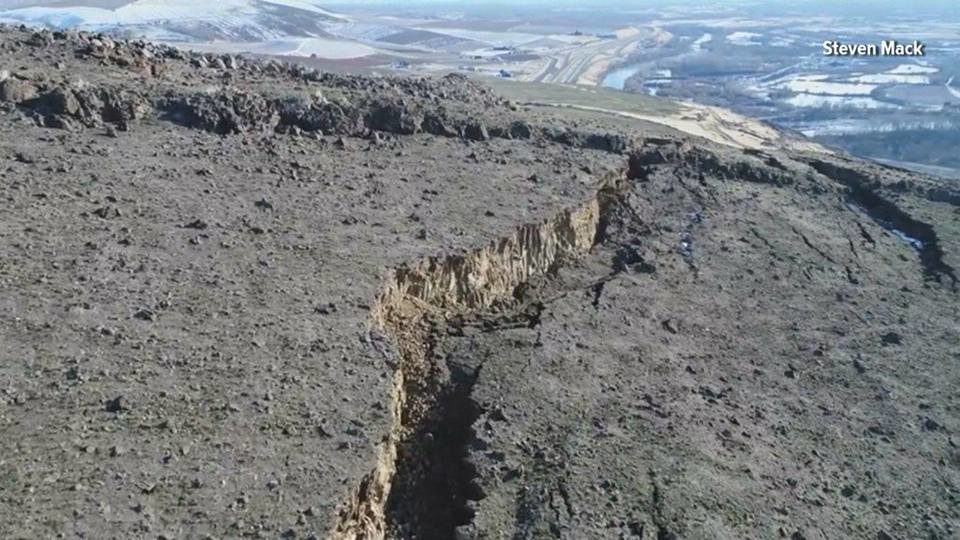 Click to enlarge rattlesnake ridge yakima crack hill