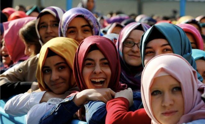 Click to enlarge Turkish girls