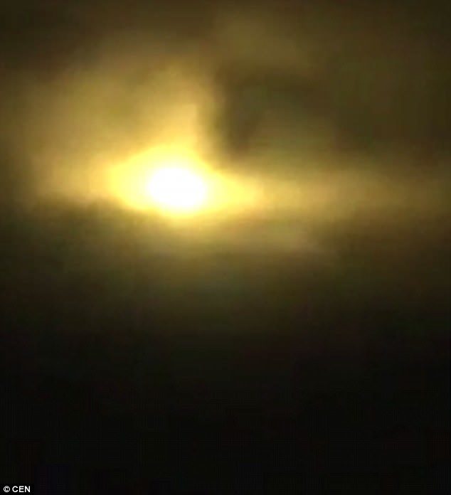 The strange sighting took place in the town of Ocana in Norte de Santander, Colombia. Witnesses say the glow faded from view close to the neighbouring town of Aguas Claras
