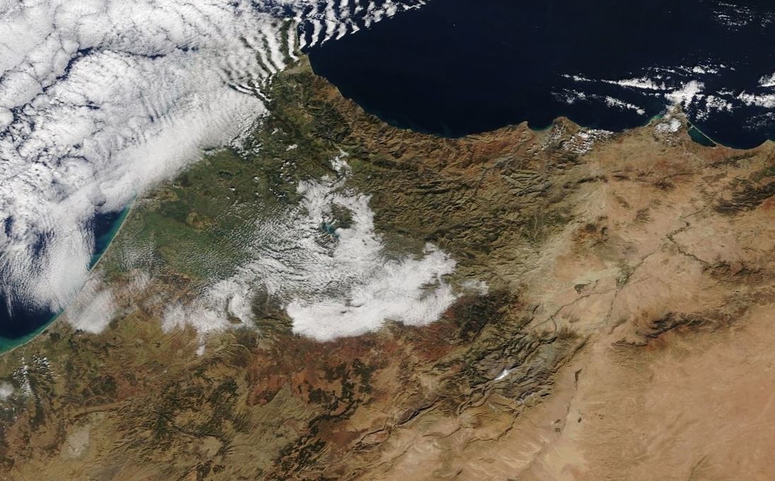 Click to enlarge Snow in Sahara_3