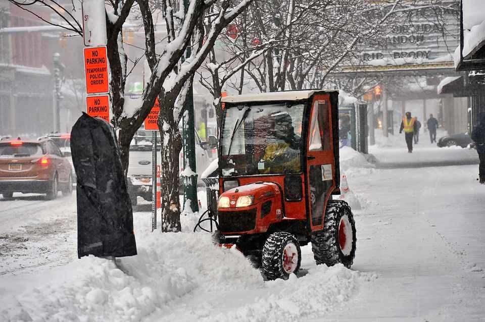 Syracuse snow