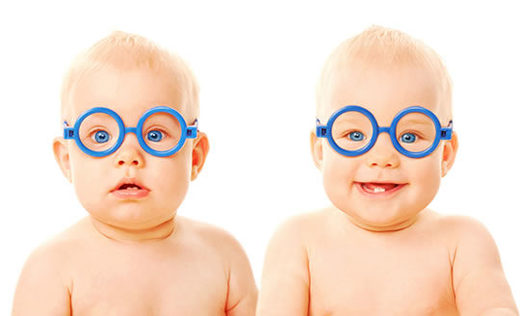 twins in opposite moods