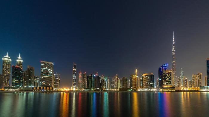 Click to enlarge Dubai UAE skies