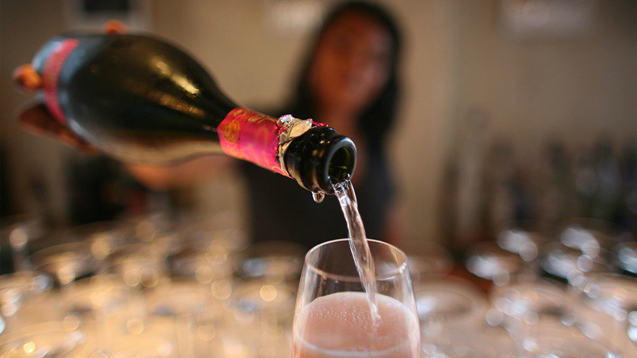 alcohol champagne