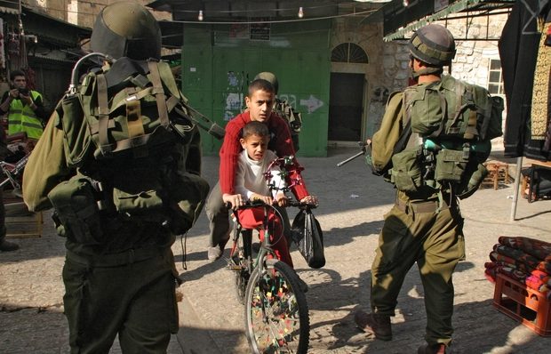 Click to enlarge Palestinian children Hebron