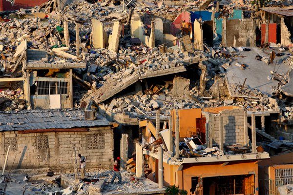 Click to enlarge Port-au-Prince, Haiti earthquake damage