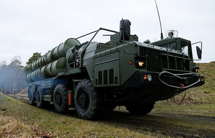 S-400 Triumf air defense missile system