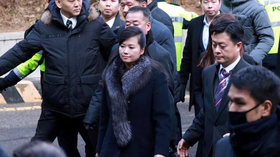 Click to enlarge North Korean delegation South Korea Olympics