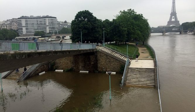 Click to enlarge Flood levels at Eiffel tower jan 2018