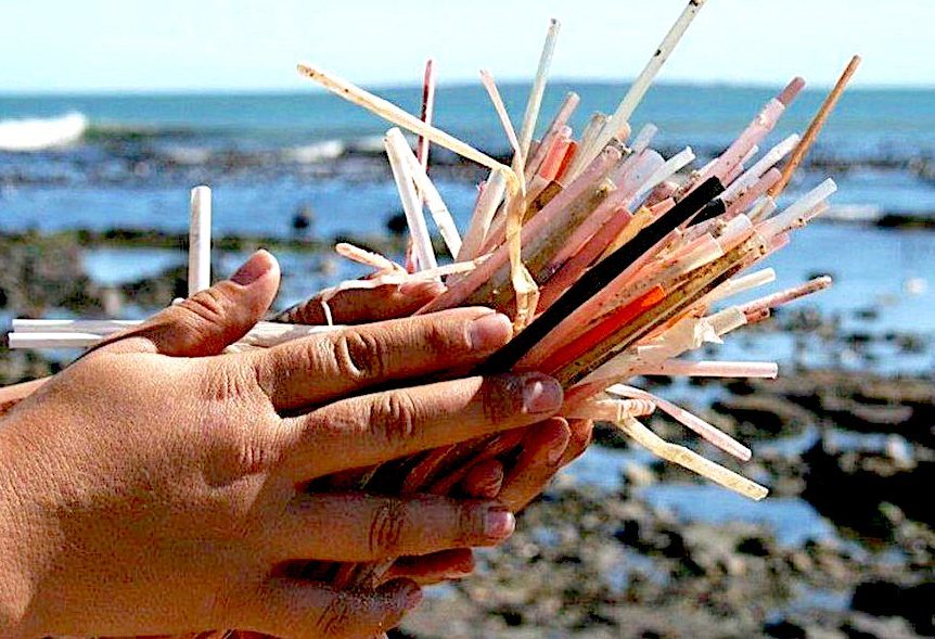 hands straws