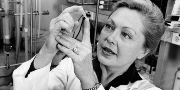 Click to enlarge Mathilde Krim in the lab, undated photo