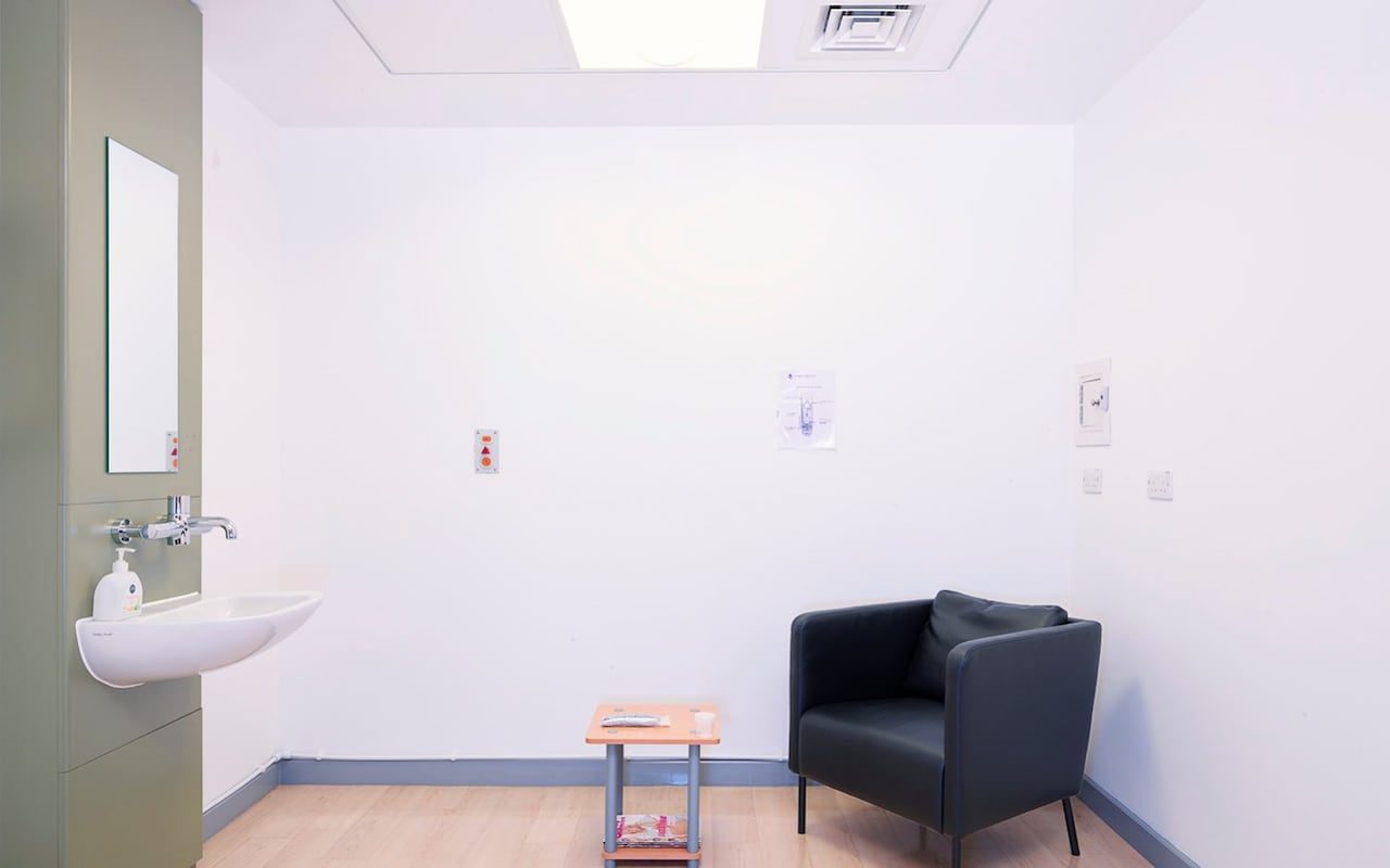 Click to enlarge sperm sample room