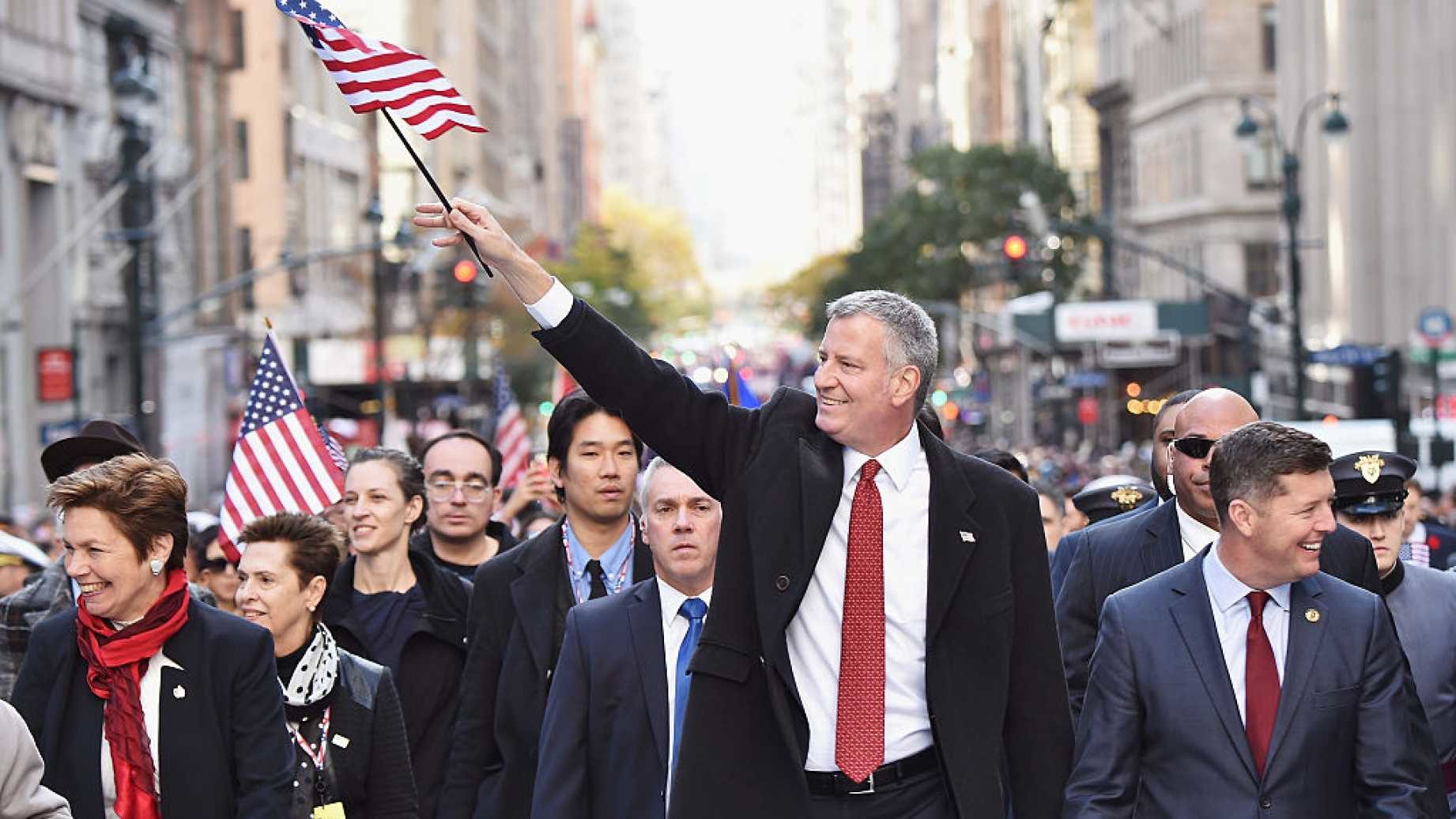 Click to enlarge New York Mayor Bill de Blasio