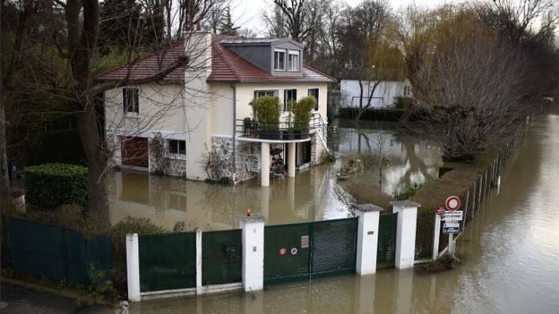Click to enlarge paris seine flood 2018 jan