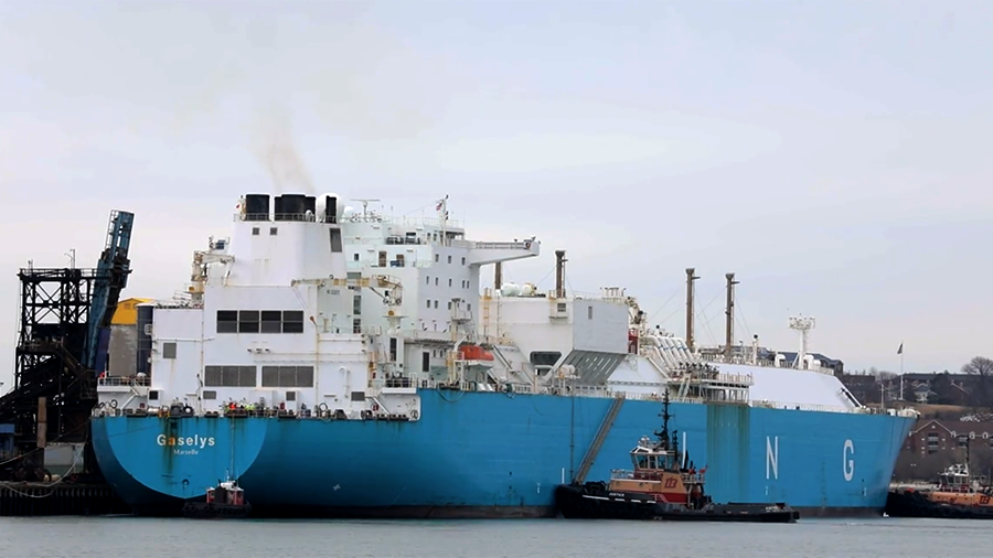 Click to enlarge French gas tanker
