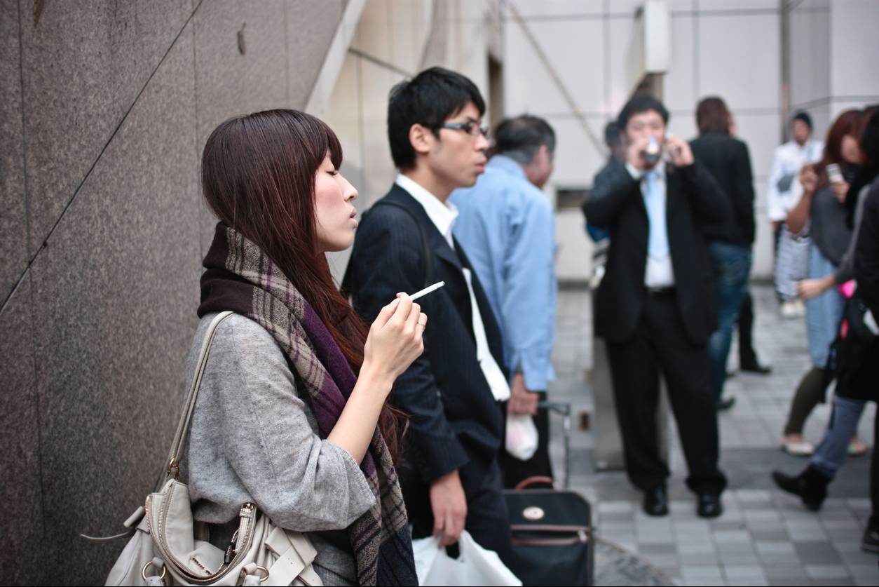 smoking japan