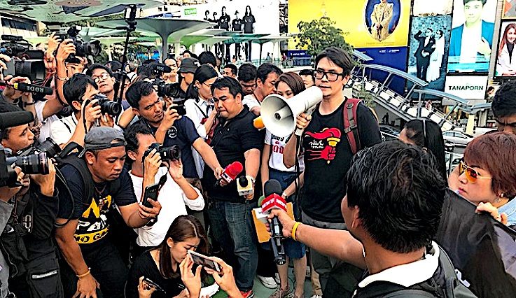 Click to enlarge Bangkok protest