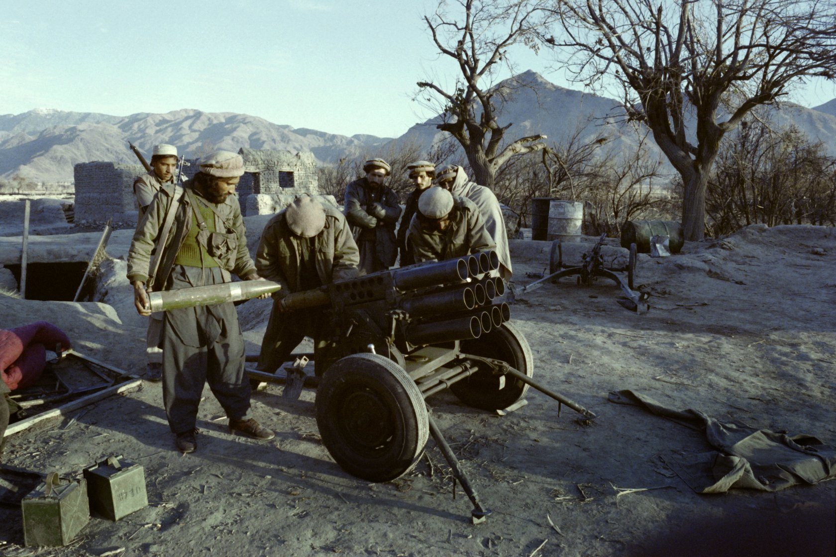 mujahideen rocket attack