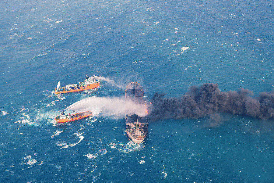 Click to enlarge oil tanker