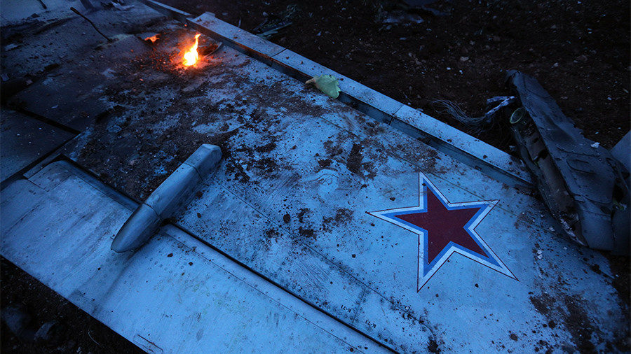 Click to enlarge A downed Sukhoi-25 fighter jet in Syria