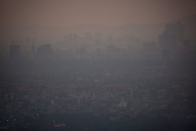 Smog shrouding Mexico City
