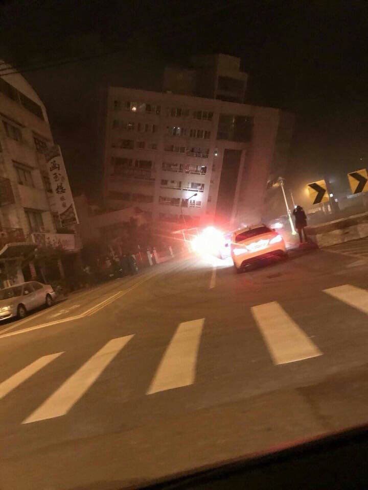 taiwan earthquake hotel collapse