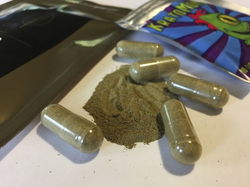 kratom capsules powder