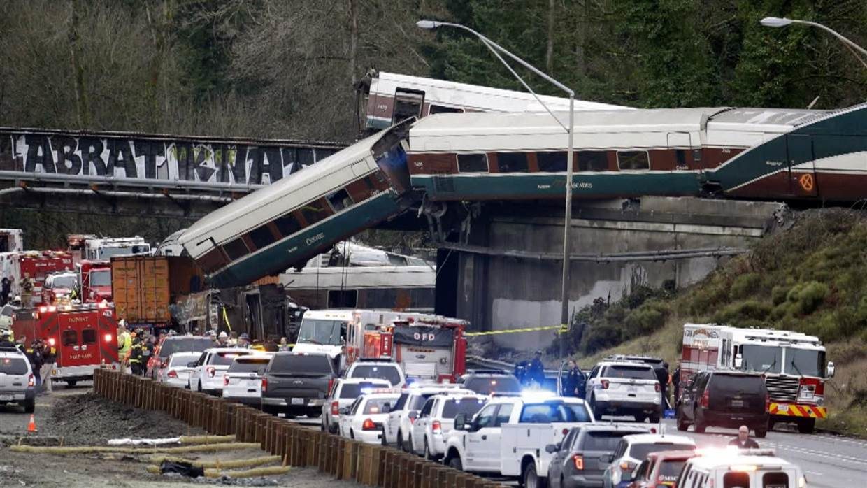 Click to enlarge Amtrak train derailiment 2017