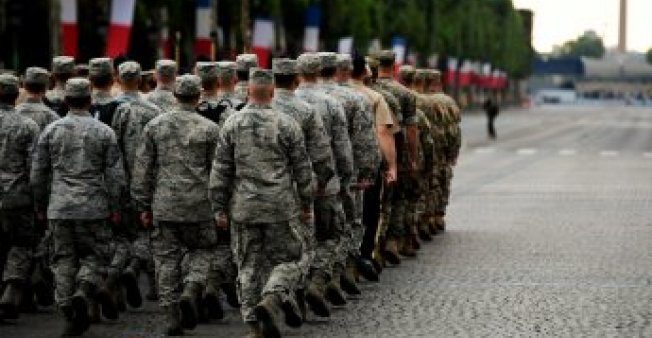 us troops bastille day marching