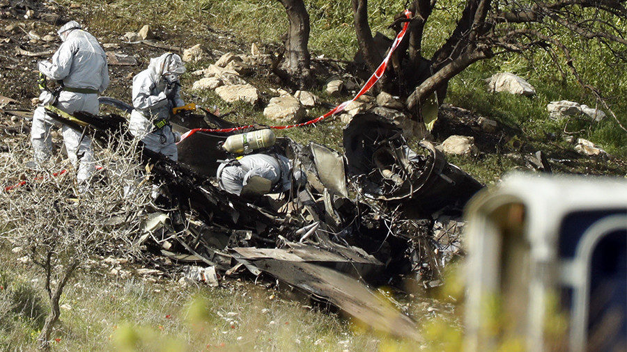 Click to enlarge Israeli jet shot down Syria