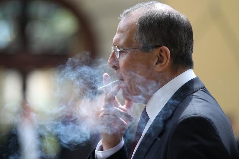 Click to enlarge Lavrov smoking