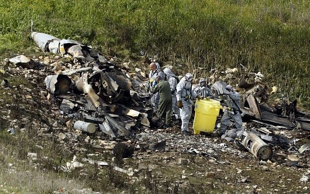 F-16 wreckage