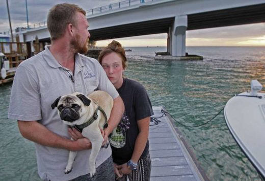 Couple sells all to sail the world, boat sinks on day 2