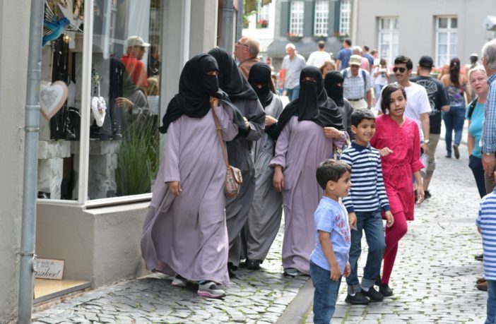 Click to enlarge immigrant family germany