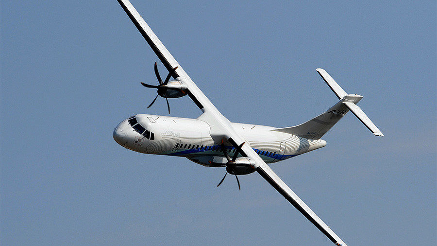 Click to enlarge ATR-72 plane