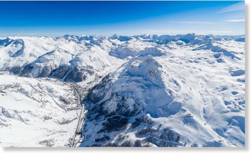 Click to enlarge The pair were found in a hollow surrounded by cliffs in the Pisaillas glacier area of Val d’Isère.