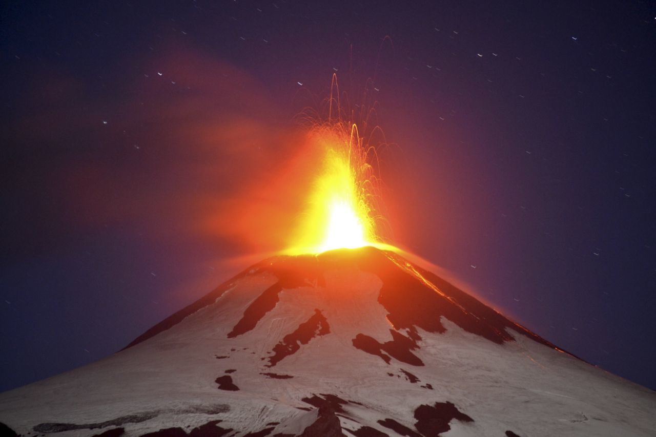 Click to enlarge Villarrica volcano.