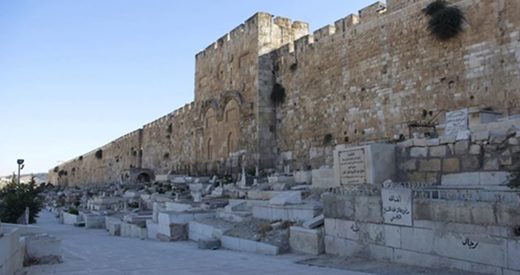 Israel continues planting Jewish graves around al-Aqsa Mosque