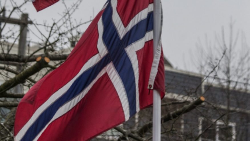Click to enlarge norwegian flag