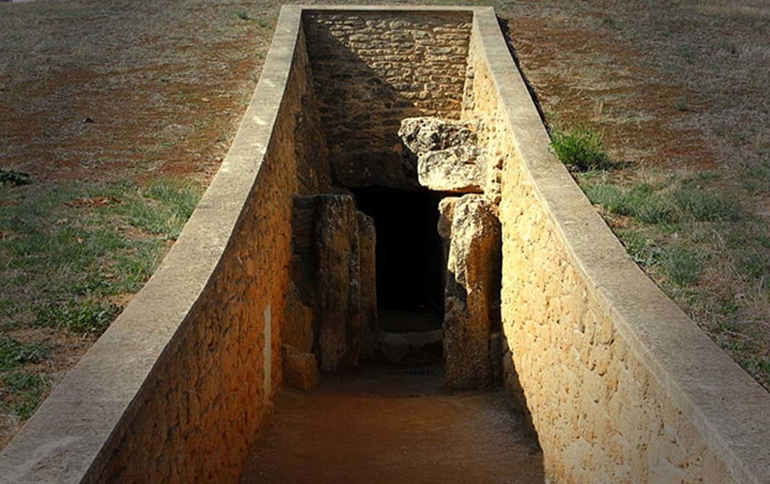 Dolmen de Viera Antequera Málaga