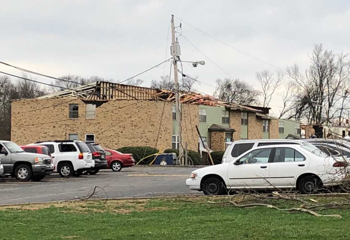 damaged apartment building kentucky tornado