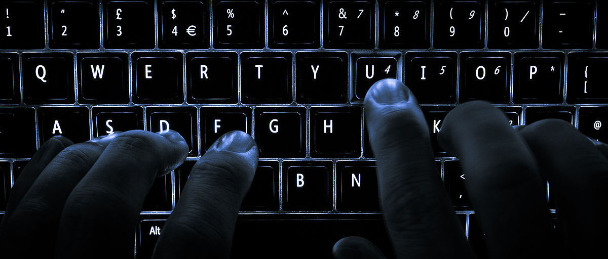 hands on keyboard