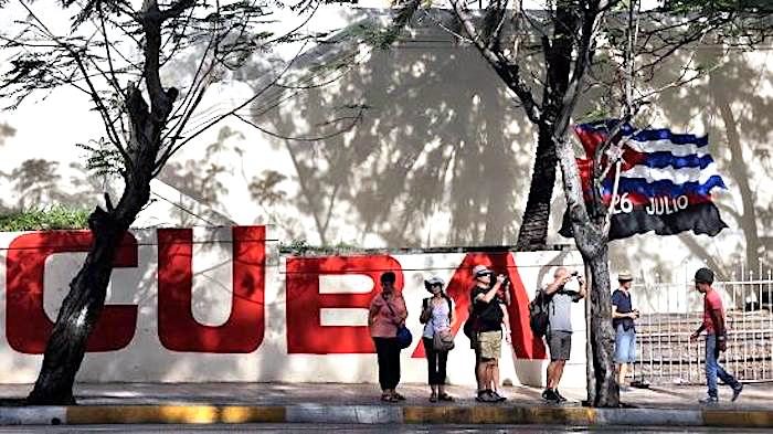 Click to enlarge wallCUBA