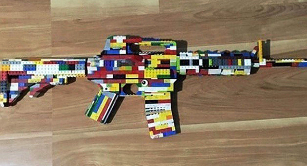 Click to enlarge lego gun
