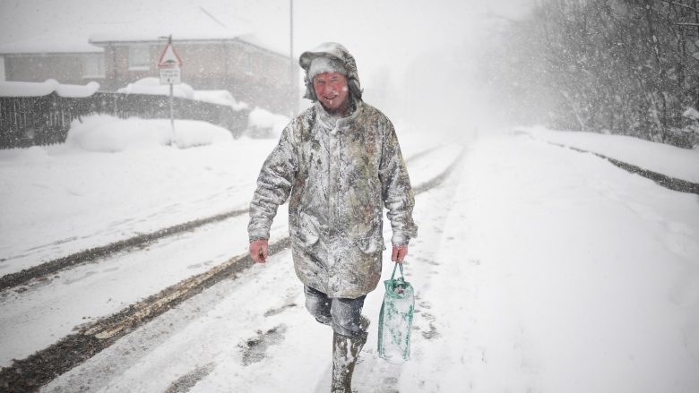 Click to enlarge Balloch, Scotland. Freezing weather