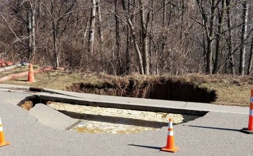 Sinkhole in Oxford, MI