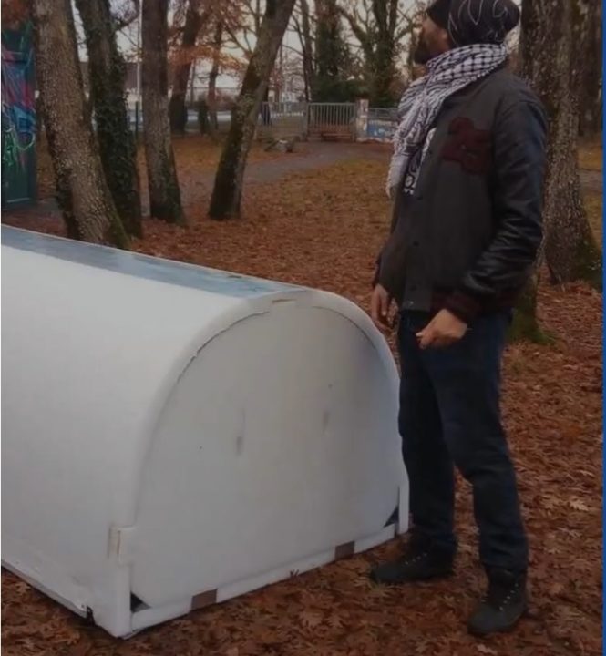 Click to enlarge Initiatives to helps homeless people shelter from the cold include this igloo from a Bordeaux inventor