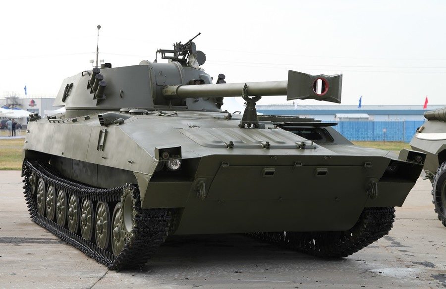 2S34 Hosta self-propelled gun.