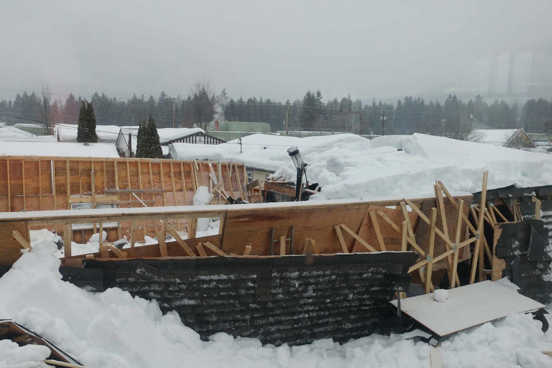 Click to enlarge Nakusp’s fire chief says garages and roof extensions seem particularly vulnerable to collapse.